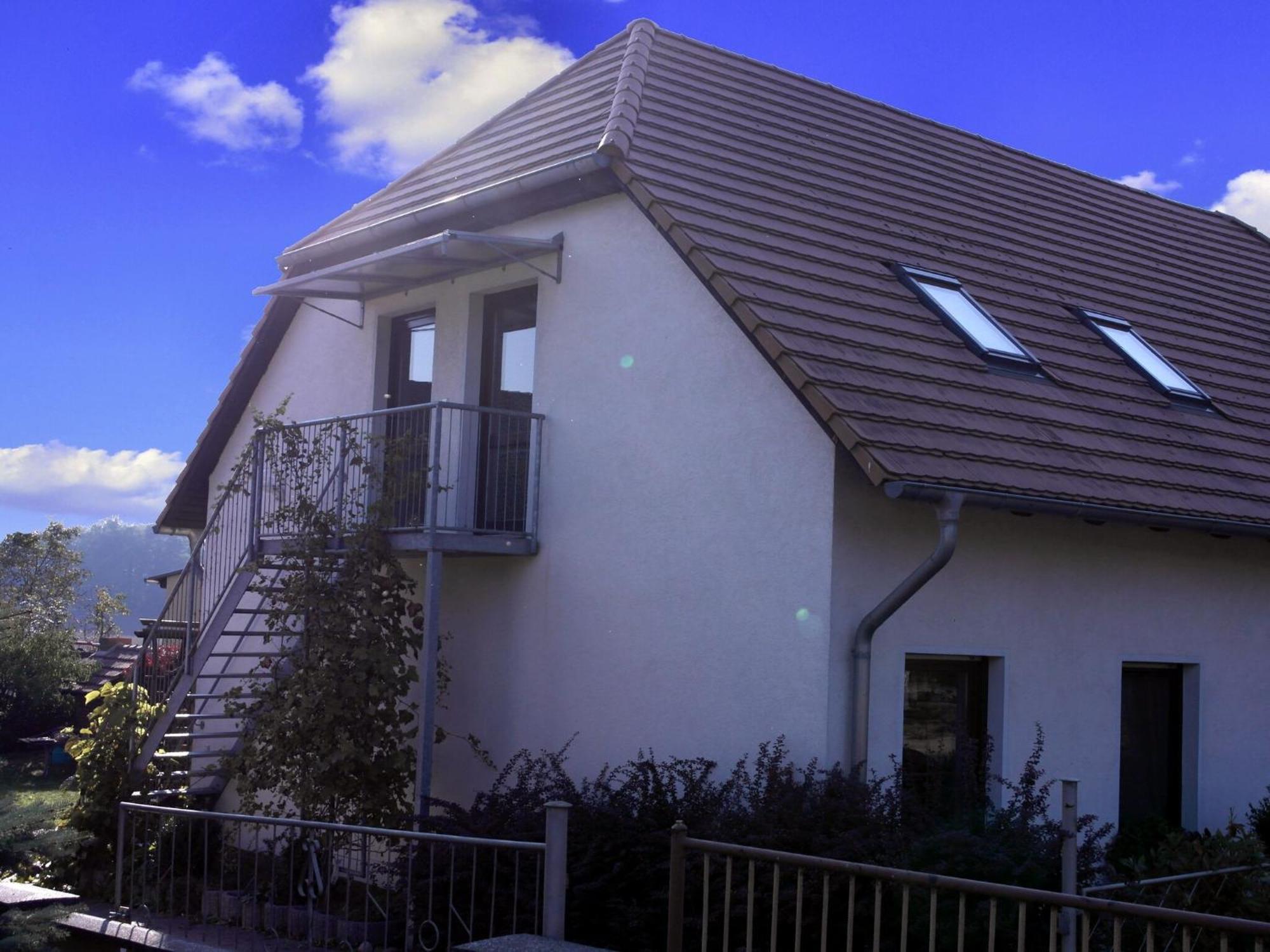 Apartment In Luckaitztal Gossda With Parking Space Екстериор снимка